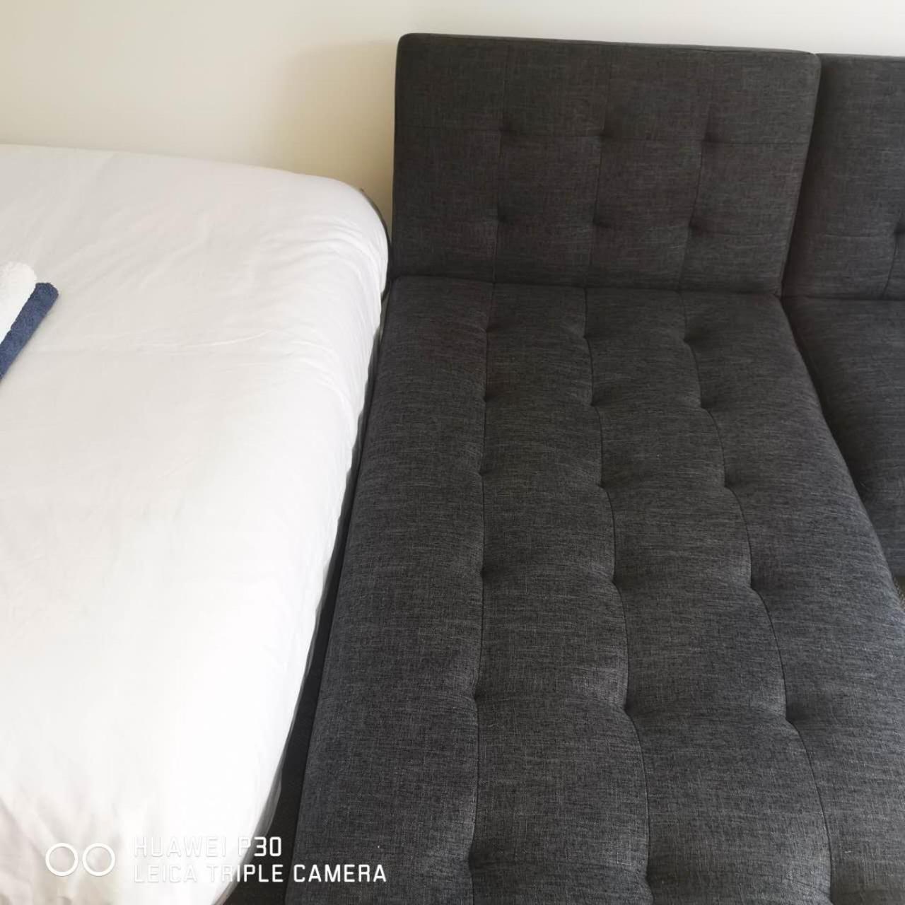 2 Double Beds Including 1 Sofa Bed Garden Chalet, 14 Phyllis St, Mt Albert, *